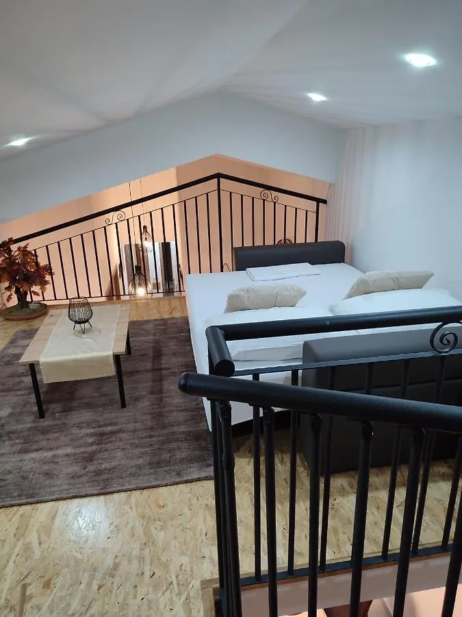 Apartment Mateo Kaštela